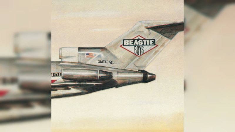 Обкладинка альбому Licensed to Ill
