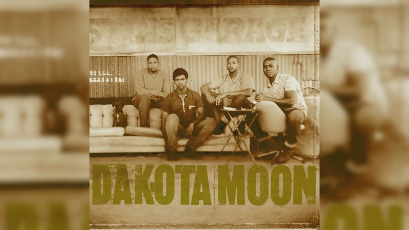 Обложка альбома Dakota Moon