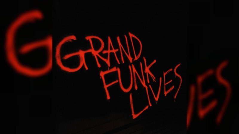 Обложка альбома Grand Funk Lives