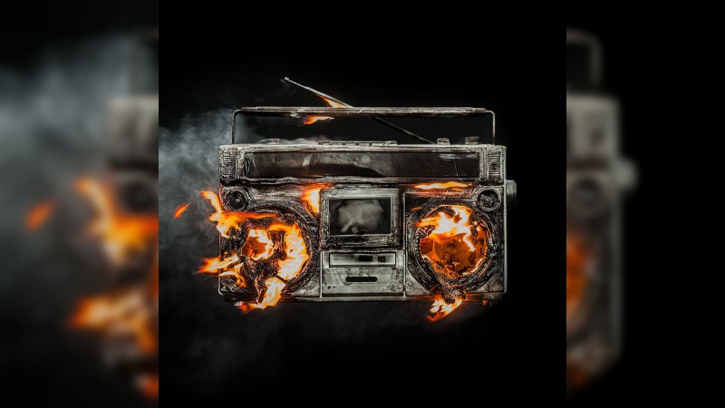 Обложка альбома Revolution Radio