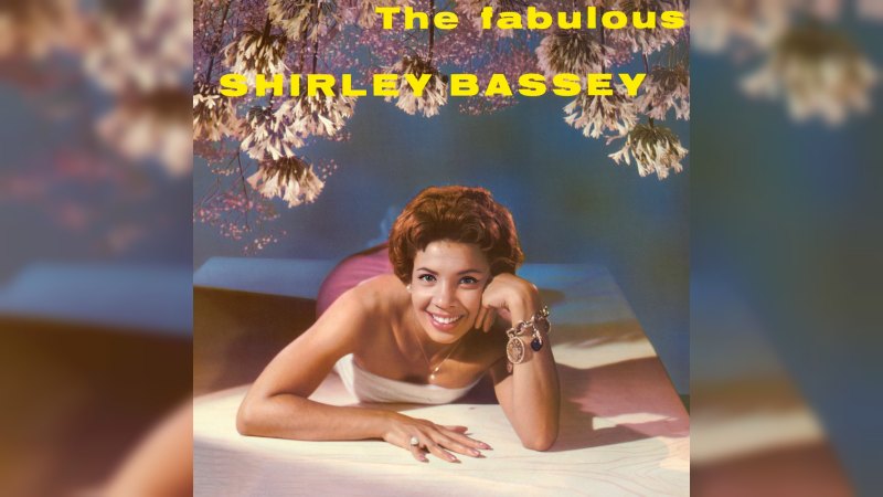 Обкладинка альбому The Fabulous Shirley Bassey