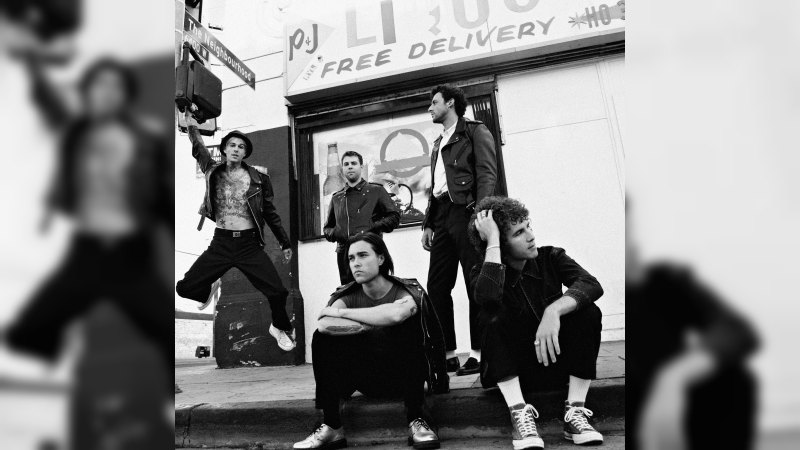 Обкладинка альбому The Neighbourhood