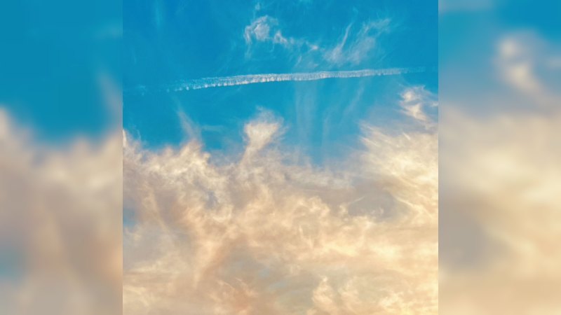 Обкладинка альбому It's the End of the World but It's a Beautiful Day