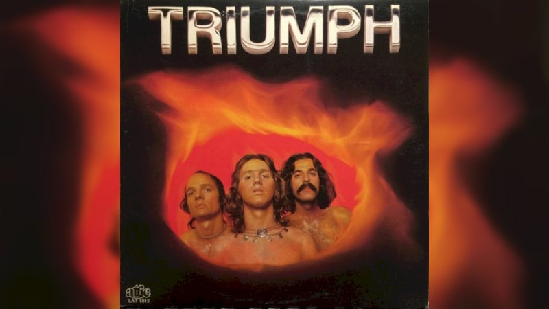 Обкладинка альбому Triumph