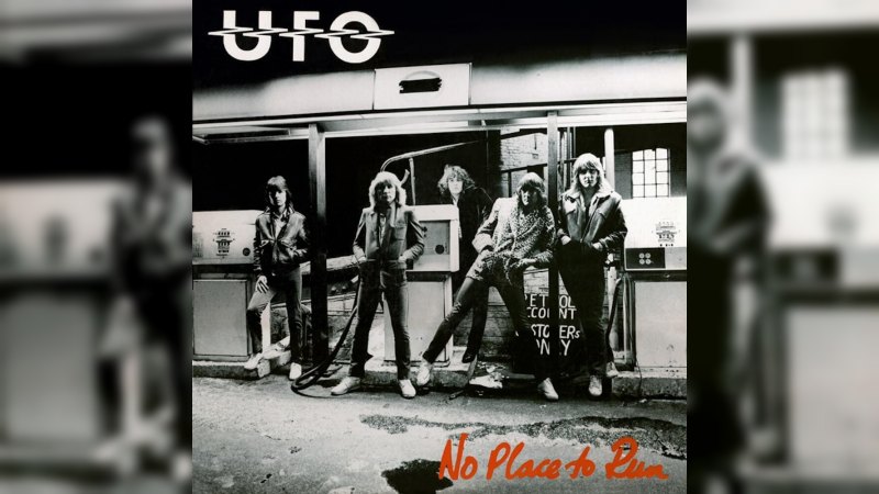 Обложка альбома No Place to Run