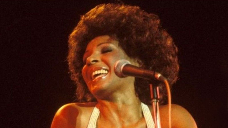 Shirley Bassey