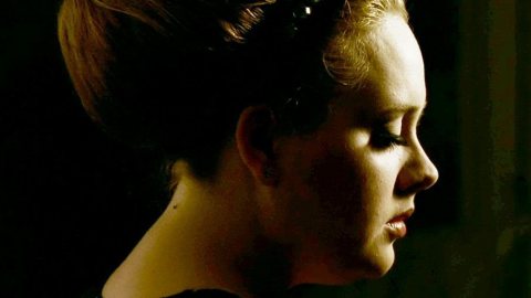 Rolling in the Deep — Adele