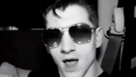 R U Mine? — Arctic Monkeys