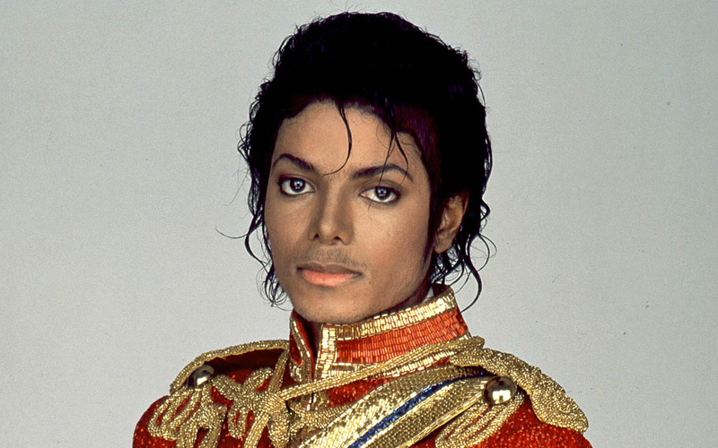 На что Майкл Джексон потратил свои миллионы?